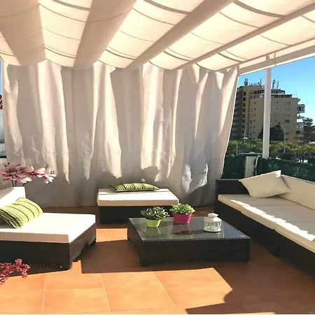 Atico En La Playa De La Carihuela 托雷莫利诺斯
